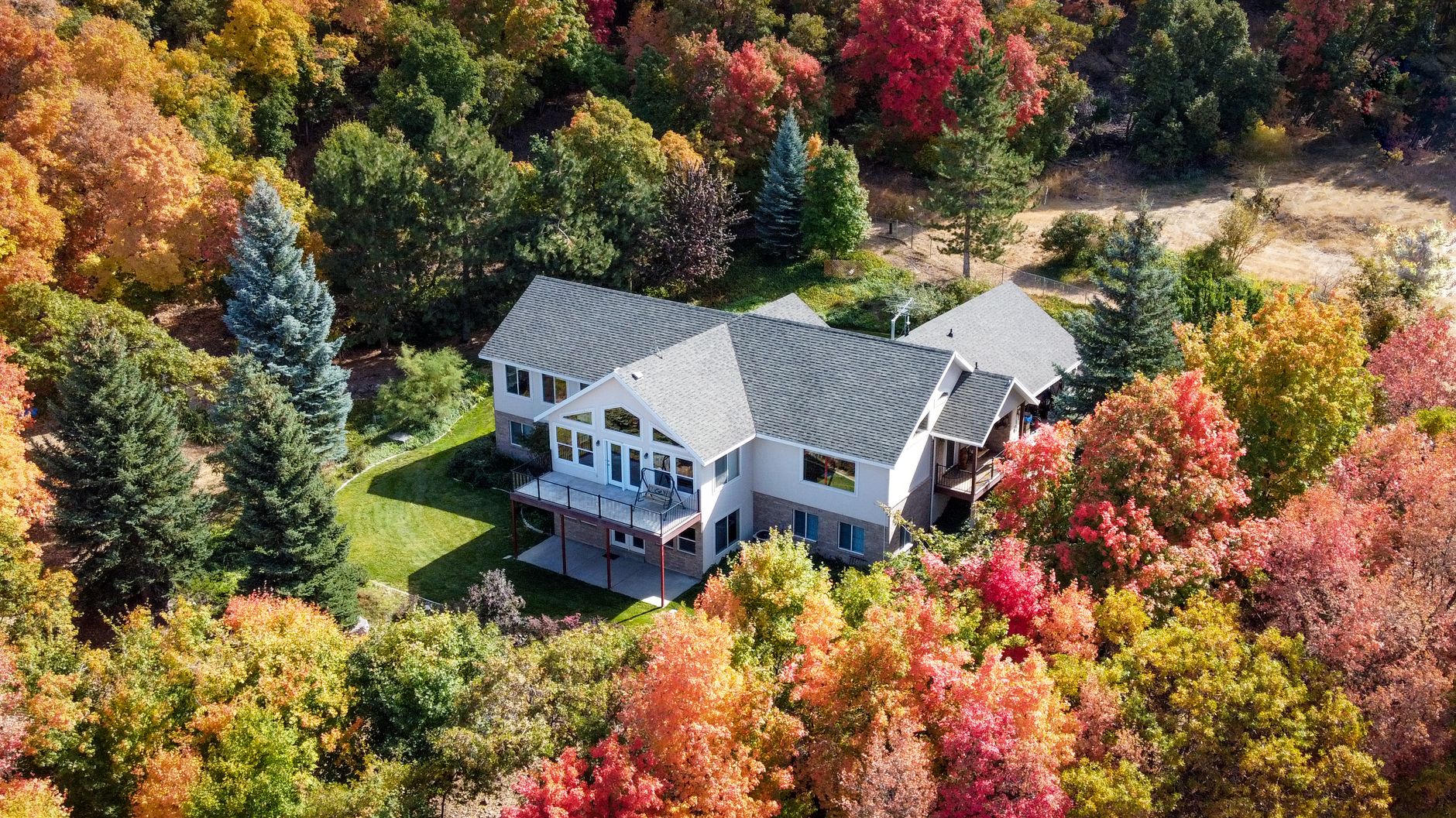Kelowna real estate drone home